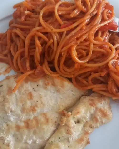 Také to jedlo keď v štvrtok odchádzaš a potrebuješ všetko zjesť 