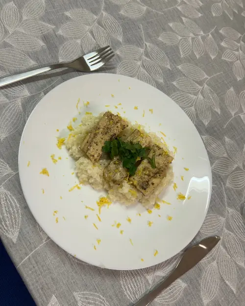 Aljašská treska na masle, citrónové risotto na bielom víne